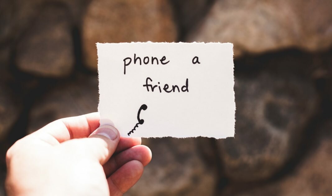 note saying phone a friend