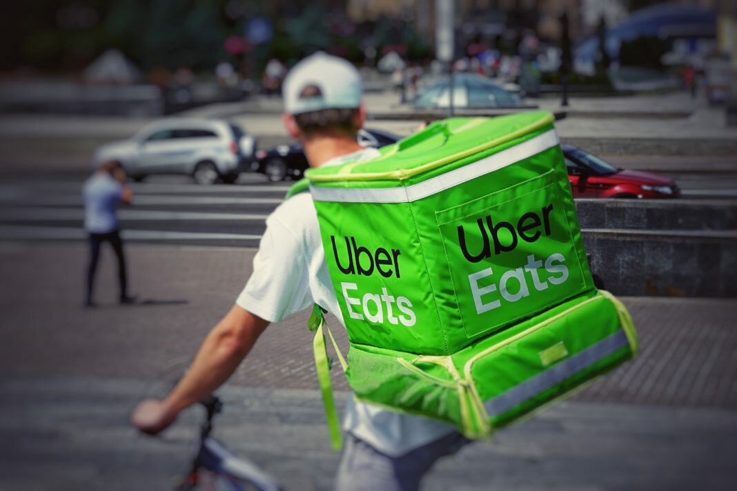 uber eats delivery man